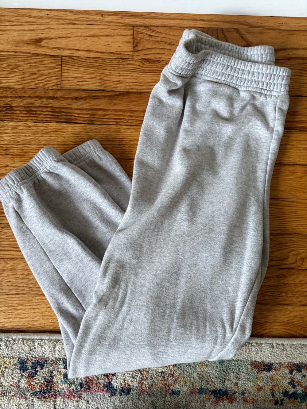 Women’s Banana Republic Gray Sweatpants - Comfortable Everyday Bottoms